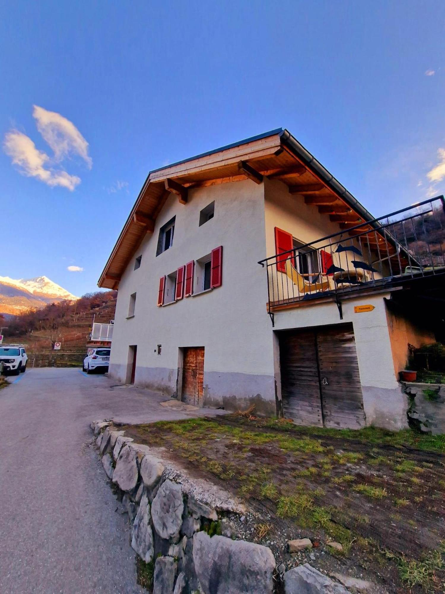 Kunstplanet Im Herzen Der Alpen Am Planetenweg Visp Eksteriør billede